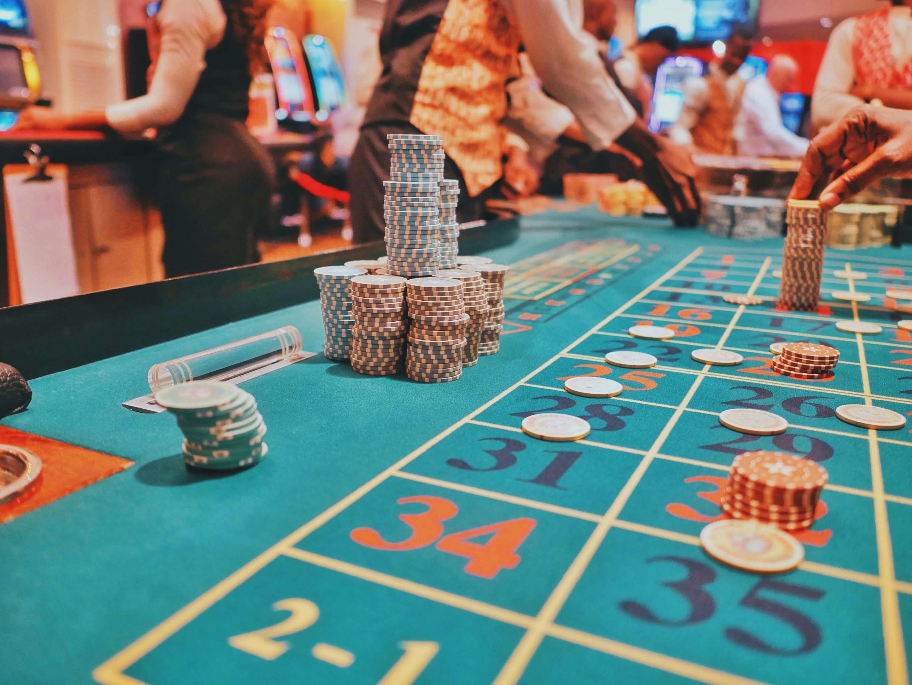 Live casino interface impression on 4444bet for Bangladesh mobile users